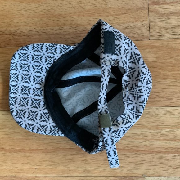 SHEL Recycled Cap - Picture 4 of 4